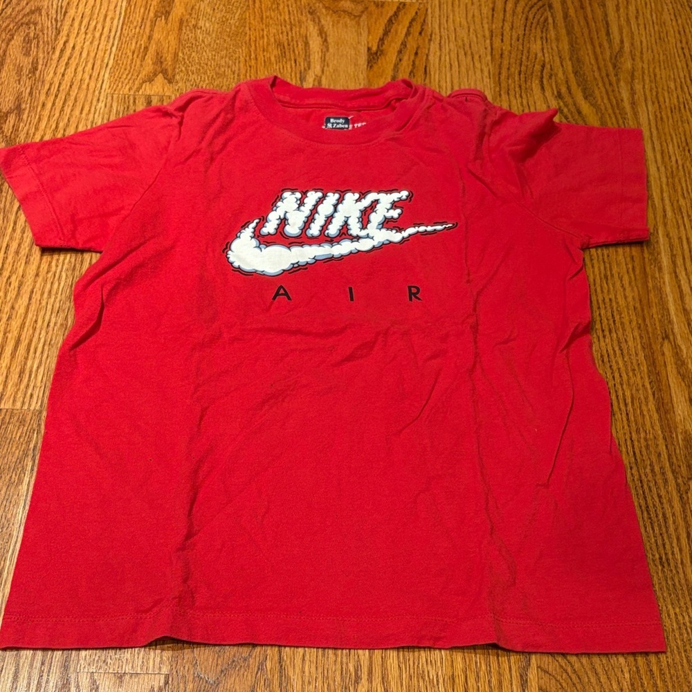 The Nike Tee Boy’s Red Tee Size S